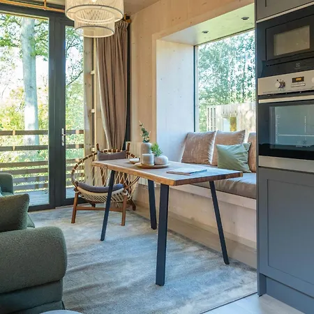 펜션 Romantic Forest Hideaway Antoing